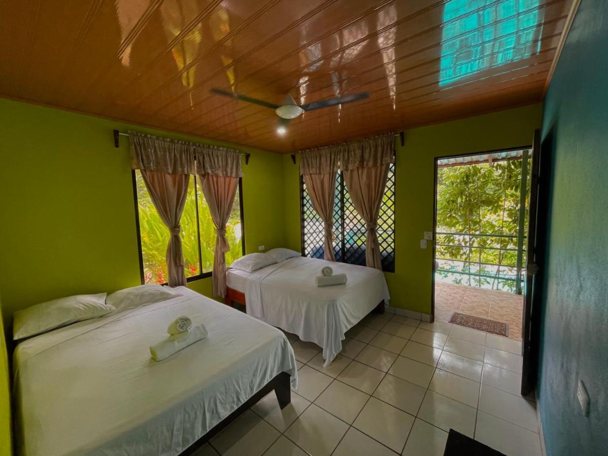 Los Amigos Jungle Hotel Tortuguero Exteriör bild